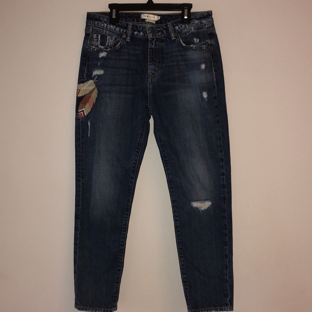 MM Vintage premium rigid denim with embroidered feather, boyfriend fit size 26